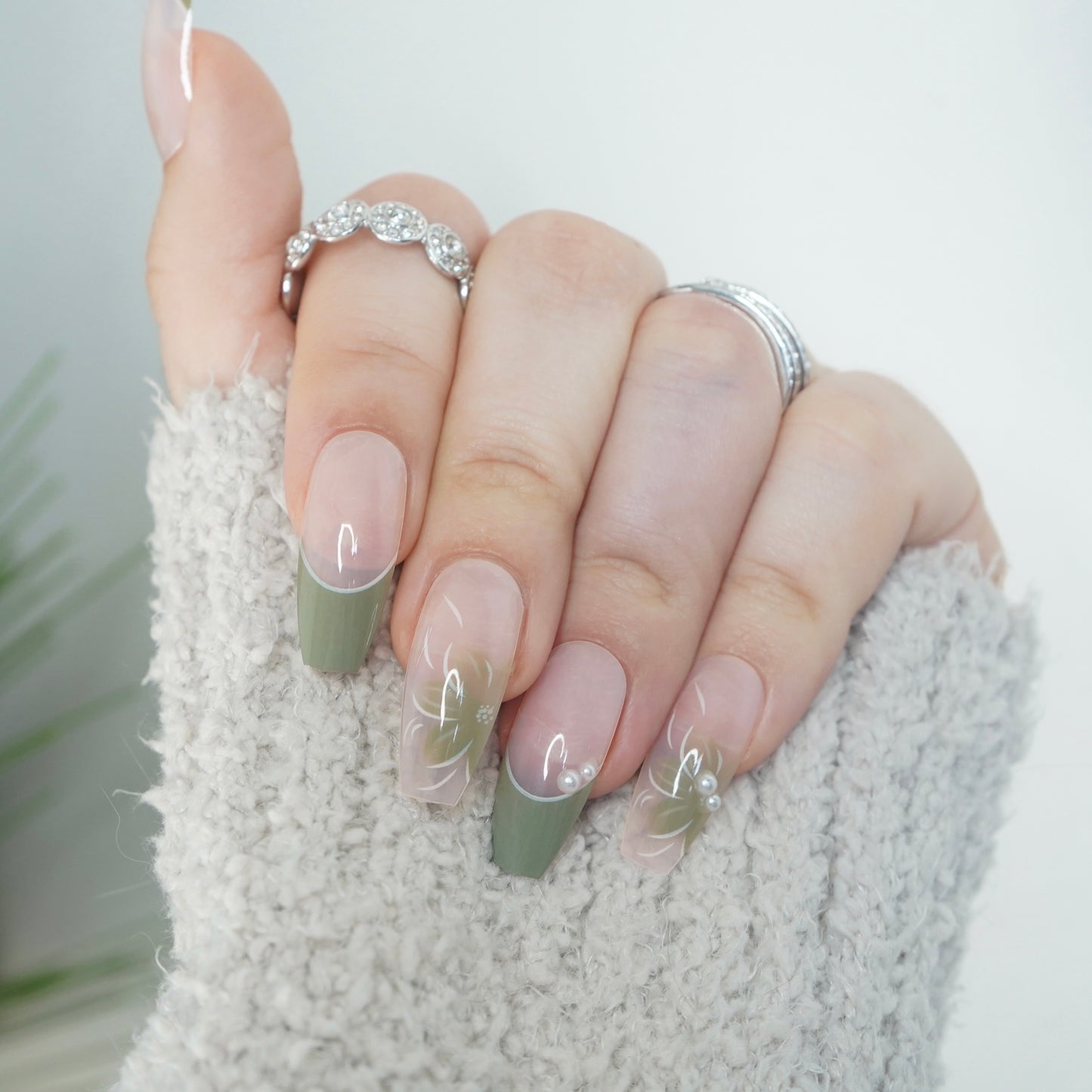 Sage Press On Nails Set